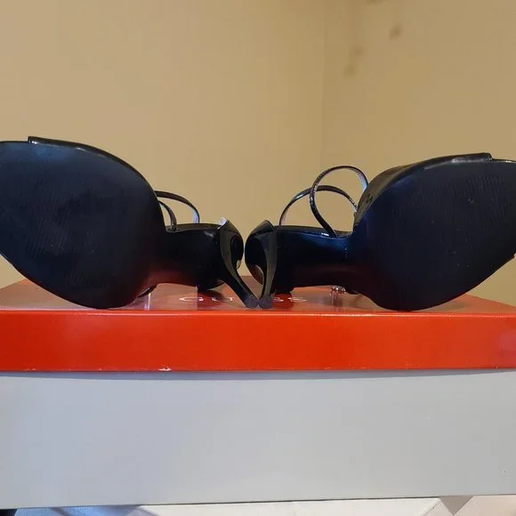 "GUESS" STILETTO STRAPPY SANDALS - Picture 7 of 7